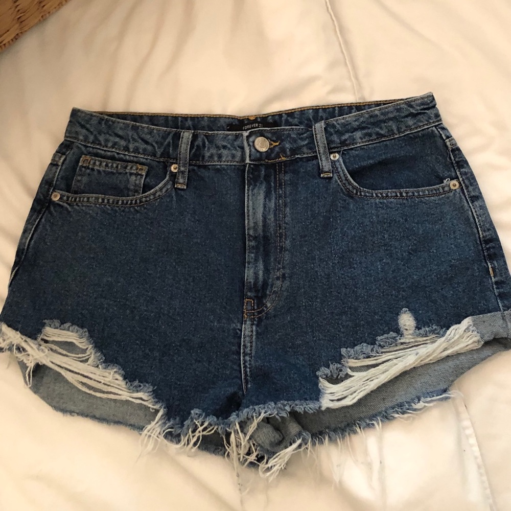 Distressed high waisted shorts